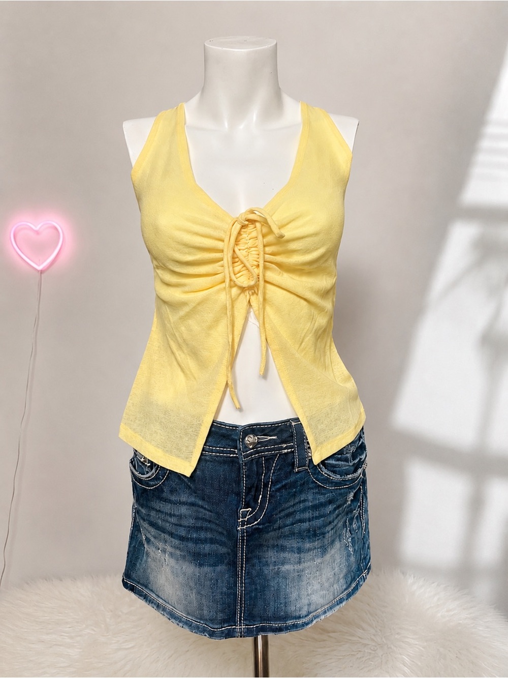 Vintage EuroChick by Pacsun Y2K Pastel Yellow Ruched Halter Top Open Front L